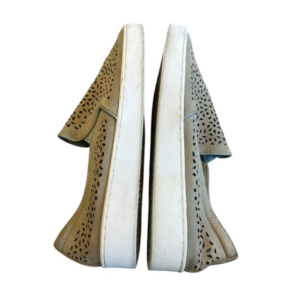 Vionic Midi Perf Low Slip On Flats Shoes Perforated Classic Comfort Size 9.5 - Picture 12 of 12